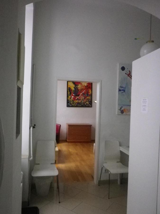 Apartment Dahlia Wenen Buitenkant foto