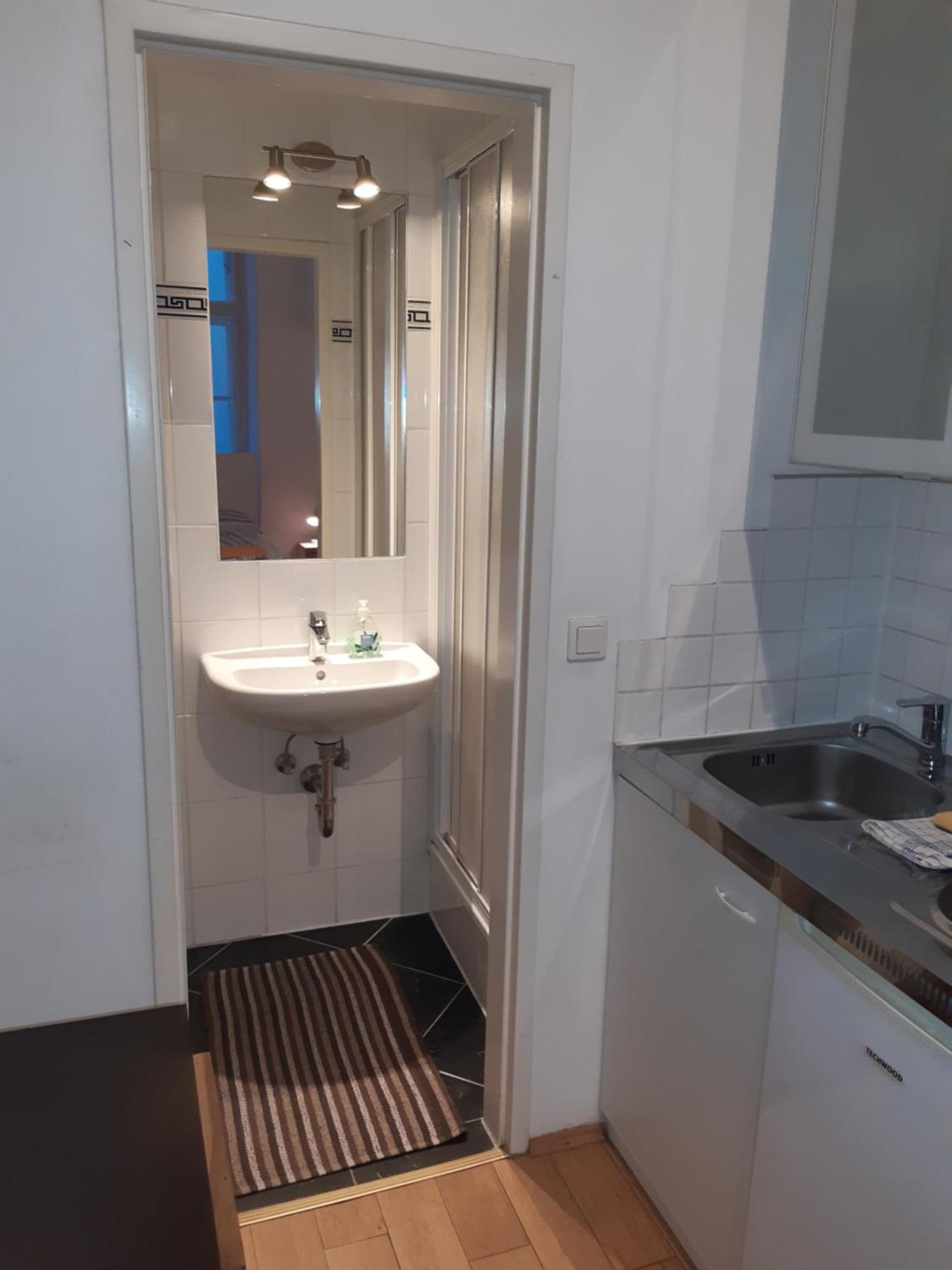 Apartment Dahlia Wenen Buitenkant foto